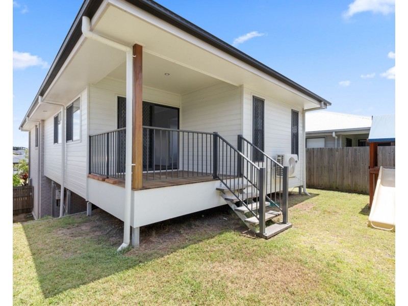 25 Sawyer St, Spring Mountain QLD 4124