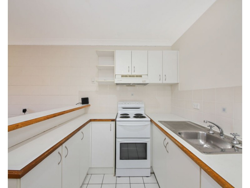 16/2018 Wynnum Road, Wynnum West QLD 4178