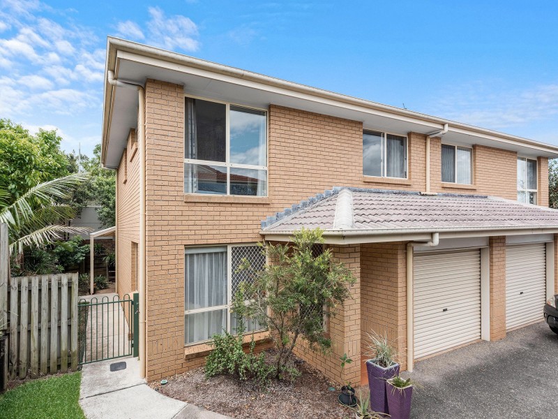 2/320 Manly Road, Manly West QLD 4179