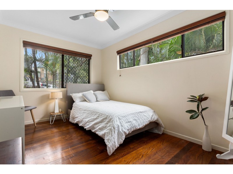 8 Tarnee Street, Ferny Hills QLD 4055