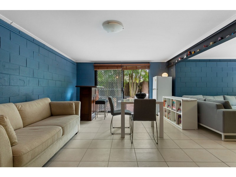 8 Tarnee Street, Ferny Hills QLD 4055