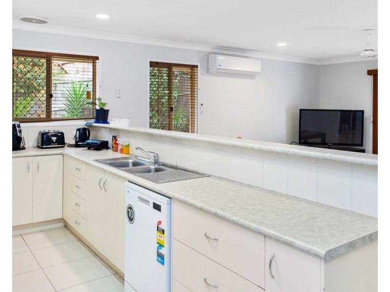 27 Johnson Parade, Ormeau Hills QLD 4208