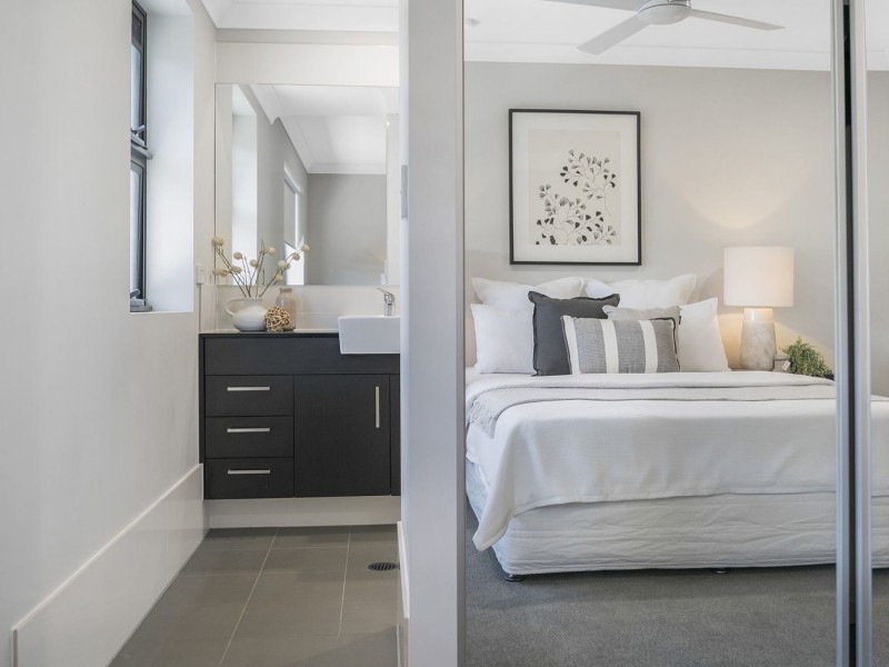 8/5 Raffles St, Mount Gravatt East QLD 4122