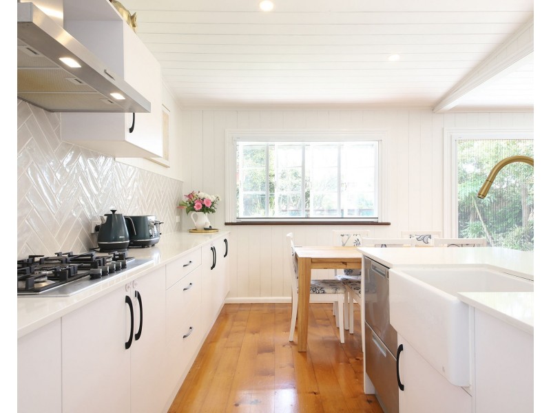 5 VALENTINE STREET, Toowong QLD 4066