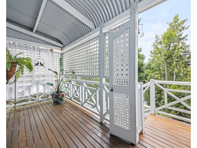 5 VALENTINE STREET, Toowong QLD 4066