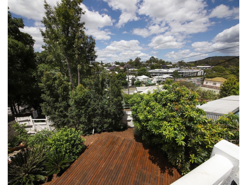 5 VALENTINE STREET, Toowong QLD 4066