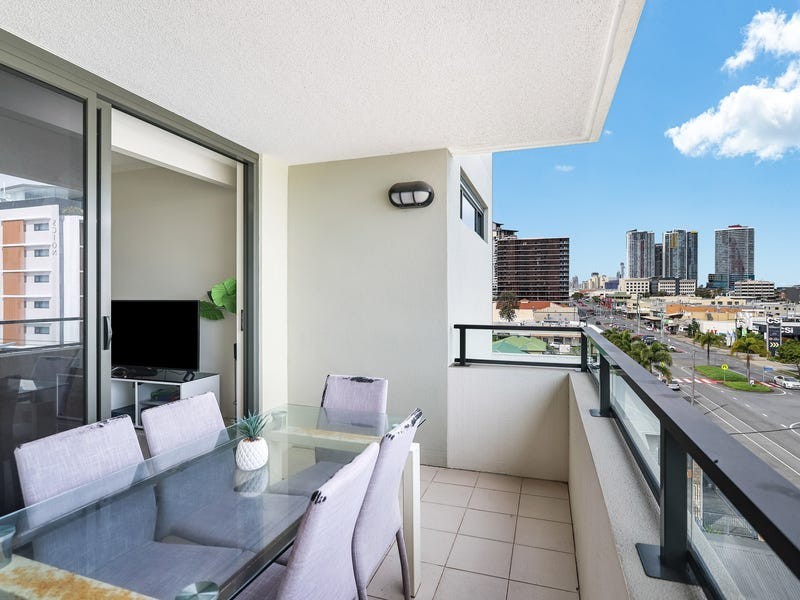 22/171 Scarborough Street, Southport QLD 4215