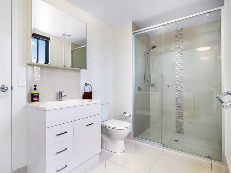 22/171 Scarborough Street, Southport QLD 4215