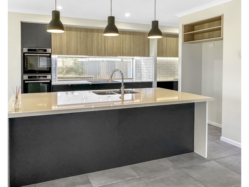 60 Watheroo Street, South Ripley QLD 4306