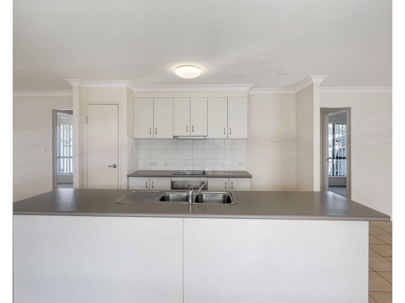 40 Lockyer Place, Crestmead QLD 4132