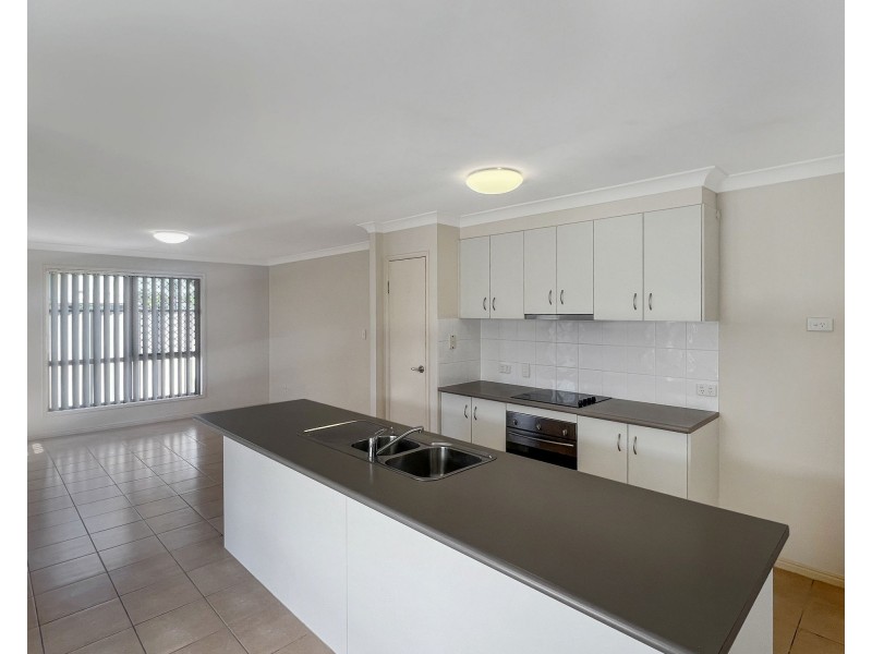 40 Lockyer Place, Crestmead QLD 4132