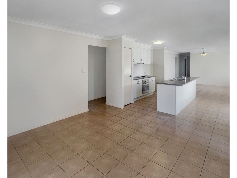 40 Lockyer Place, Crestmead QLD 4132