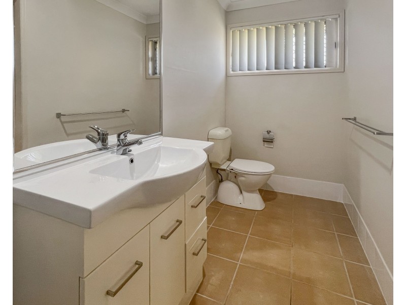 40 Lockyer Place, Crestmead QLD 4132