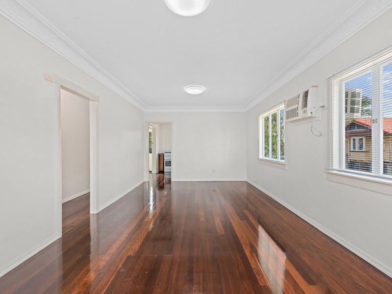 2313 Wynnum Road, Wynnum QLD 4178