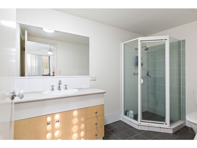 54/300 Sir Fred Schonell Drive, St Lucia QLD 4067
