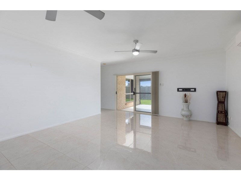 135 Highbury Drive, Redbank Plains QLD 4301