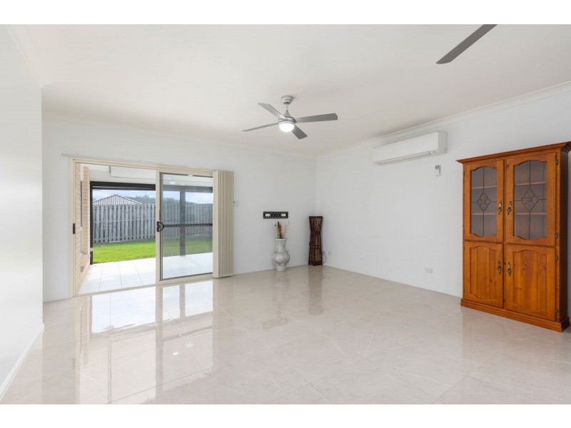 135 Highbury Drive, Redbank Plains QLD 4301