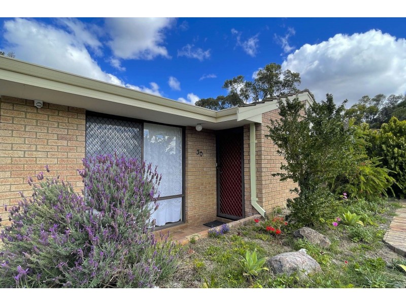 30 Balfour Street, Huntingdale WA 6110