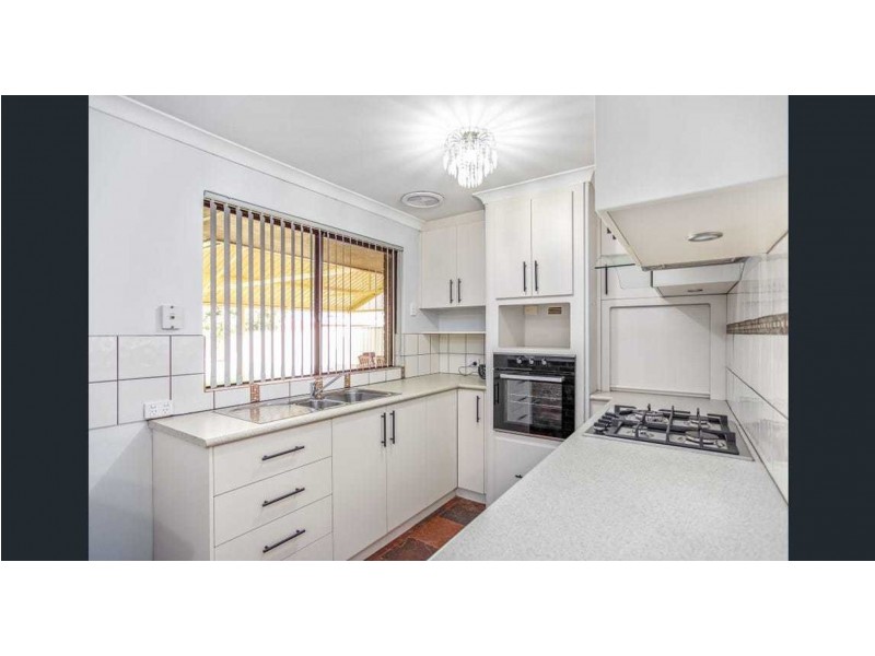 22 Morgan Road, Seville Grove WA 6112