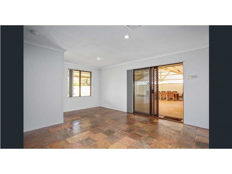 22 Morgan Road, Seville Grove WA 6112