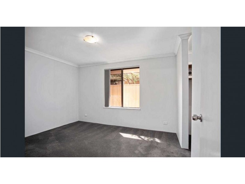 22 Morgan Road, Seville Grove WA 6112