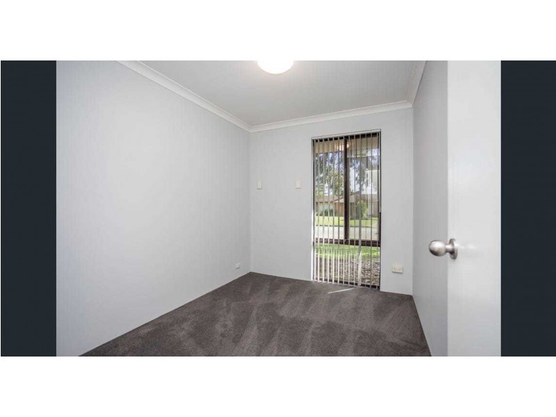 22 Morgan Road, Seville Grove WA 6112