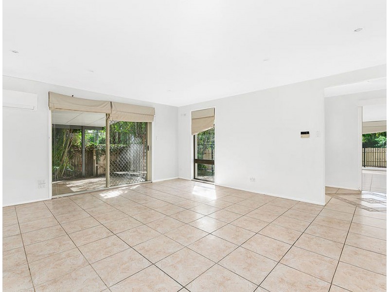 31 Chateau Street, Carseldine QLD 4034