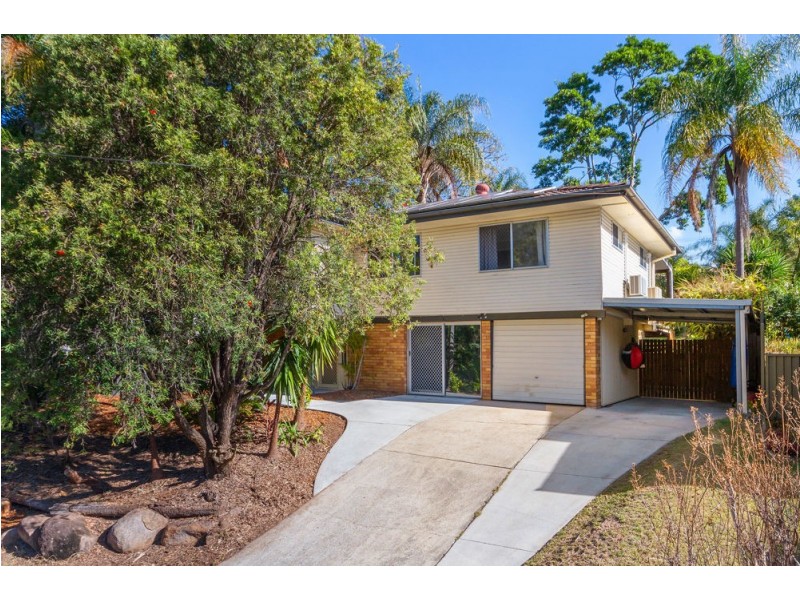 59 Folkstone Avenue, Albany Creek QLD 4035