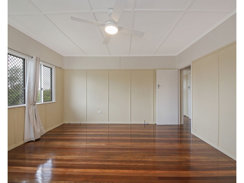 90 Woking Street, Keperra QLD 4054