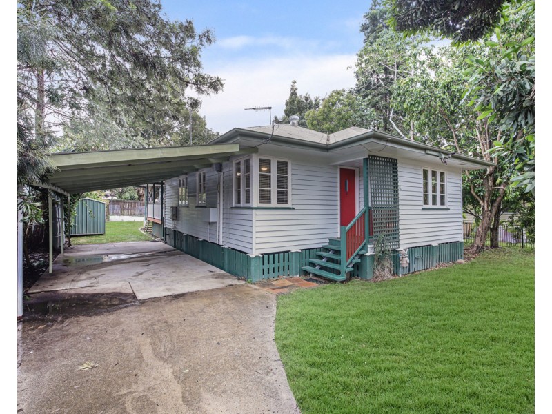 16 Barber Street, Keperra QLD 4054