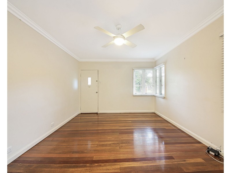 16 Barber Street, Keperra QLD 4054