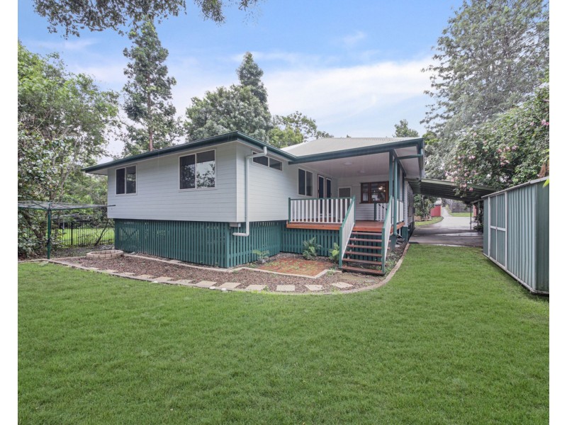 16 Barber Street, Keperra QLD 4054