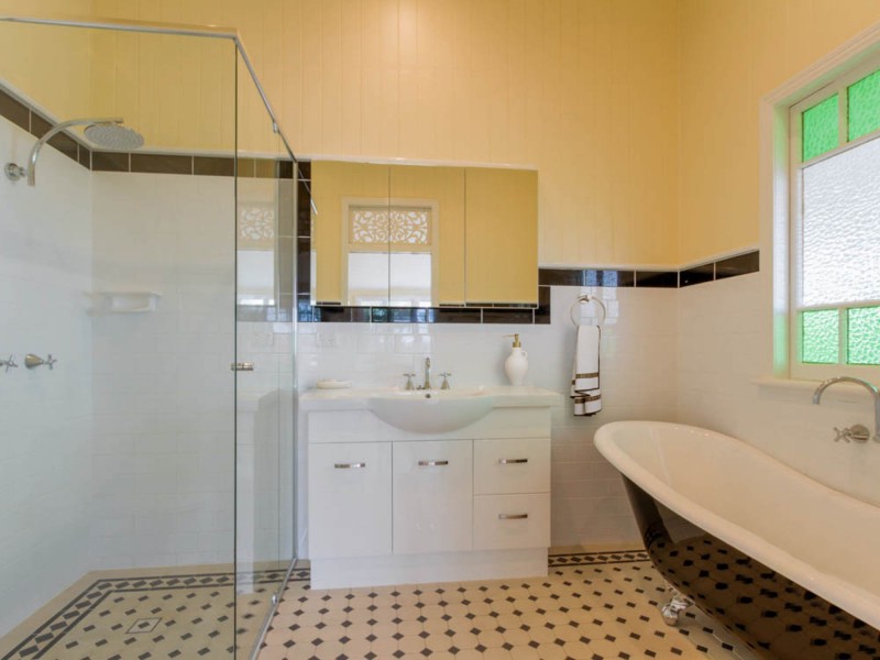 55 Leiper Street, Stafford QLD 4053