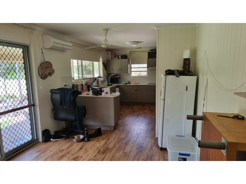 4 Douglas Street, Murgon QLD 4605