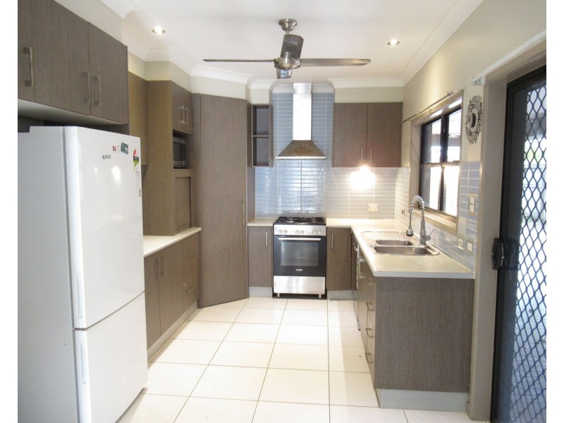 14 Landsborough Drive, Smithfield QLD 4878