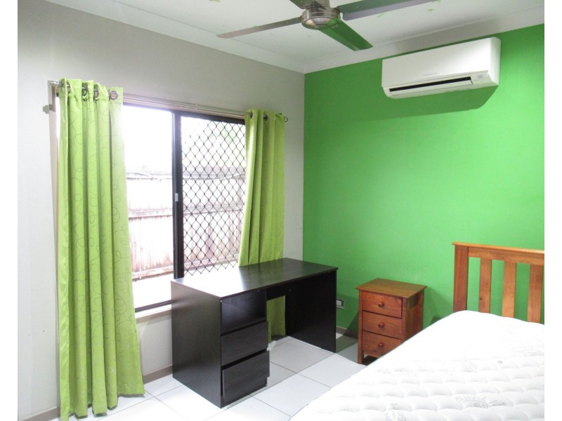 14 Landsborough Drive, Smithfield QLD 4878