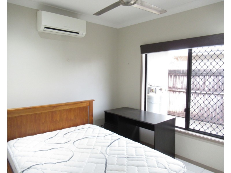 14 Landsborough Drive, Smithfield QLD 4878