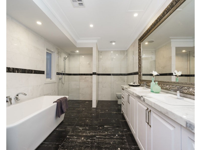 36 Maitland Avenue, Kew VIC 3101