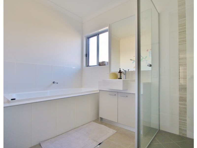 25 Golden Wattle Avenue, Mount Cotton QLD 4165