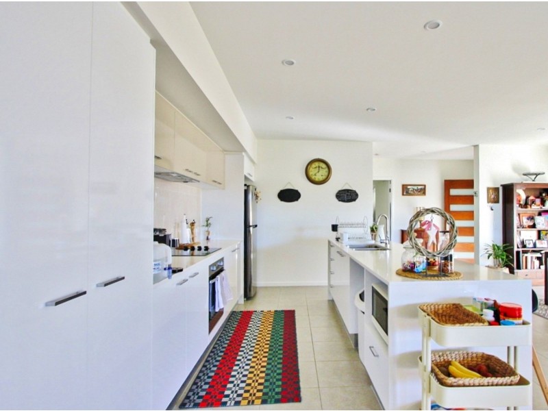 25 Golden Wattle Avenue, Mount Cotton QLD 4165