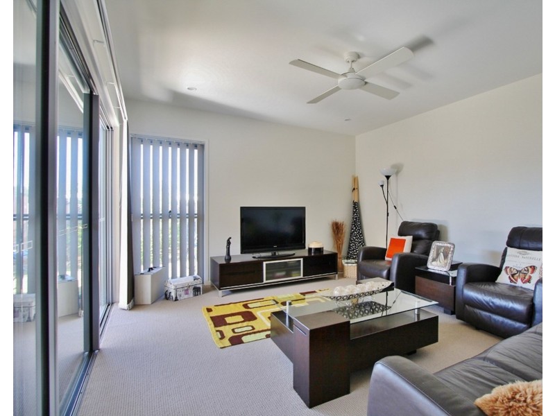 25 Golden Wattle Avenue, Mount Cotton QLD 4165