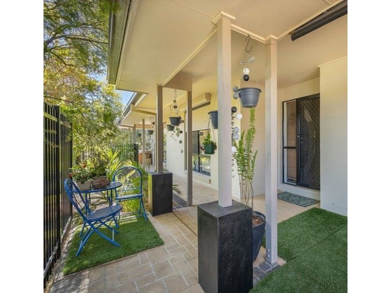 2 De Valera St, Collingwood Park QLD 4301