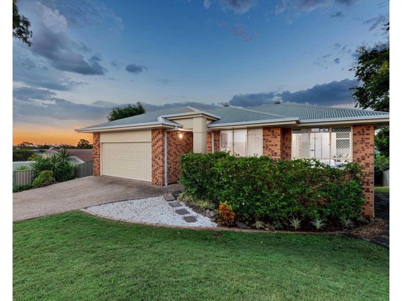114 Hargreaves Road, Manly West QLD 4179