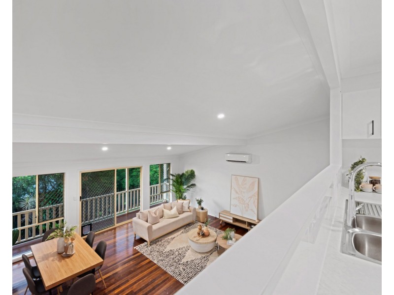 114 Hargreaves Road, Manly West QLD 4179
