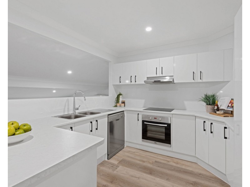 114 Hargreaves Road, Manly West QLD 4179