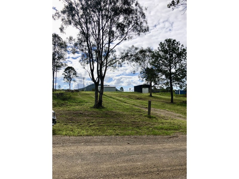 32 Stevenson Road, Glenwood QLD 4570