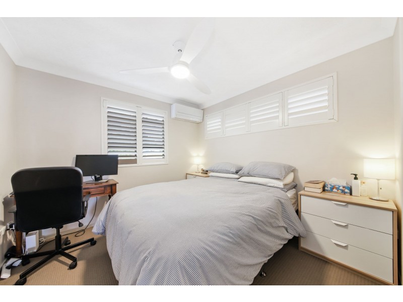 4/17 Rialto St, Coorparoo QLD 4151