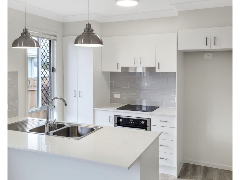 2/19 Parsons Street, Collingwood Park QLD 4301