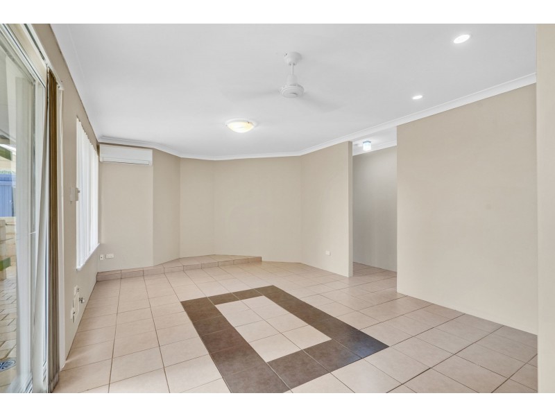 18 Coronata Drive, Warnbro WA 6169