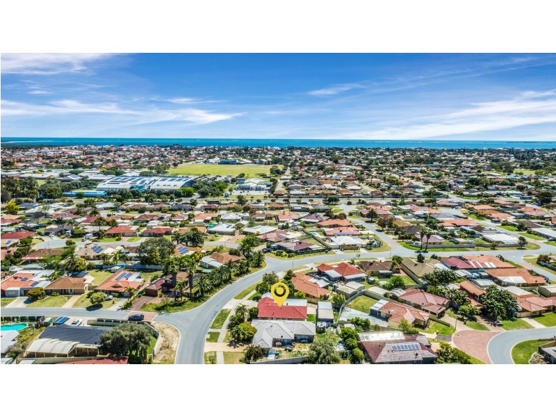 18 Coronata Drive, Warnbro WA 6169